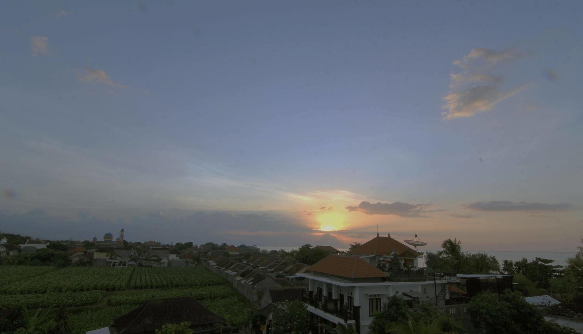 Hotel Mandari Pabean Buleleng Exteriér fotografie